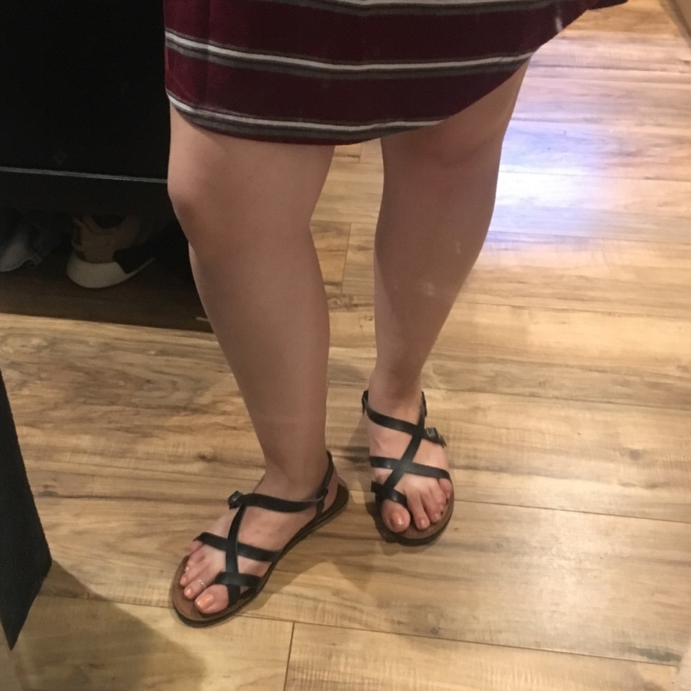 Mossimo black Sandals